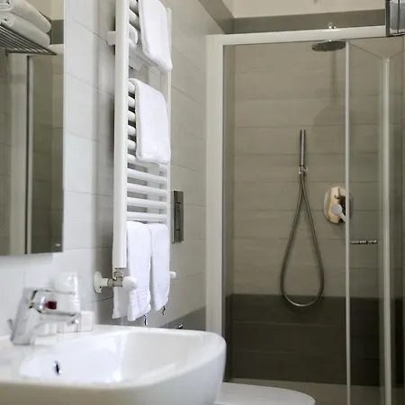 Easyrome Affittacamere 3*