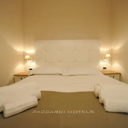 Zaccardi 4*