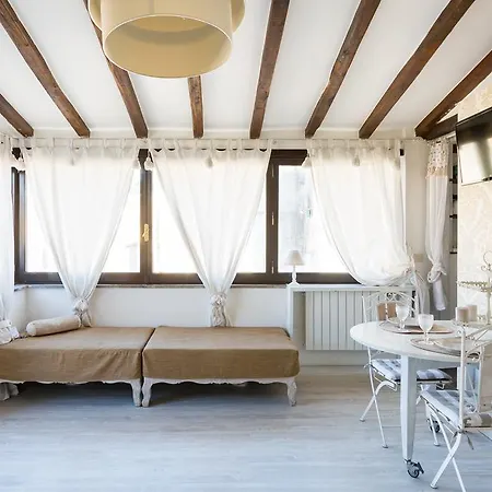 Maison Bellevue Apartment