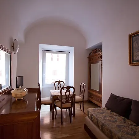 Fadahouse Apartment