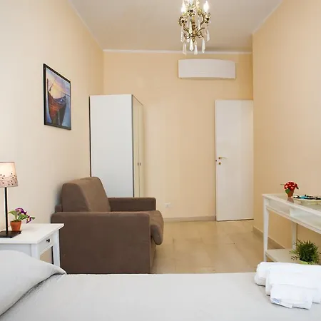 Apartment Gregory House *