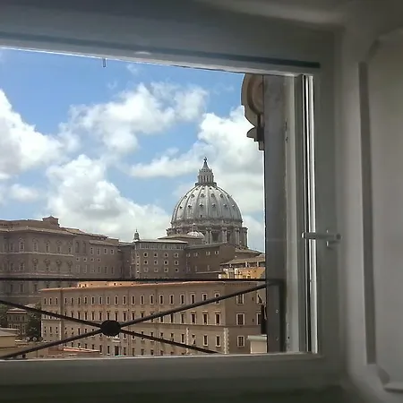 La Rosa Del Vaticano