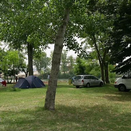 Tiber Kamp alanı