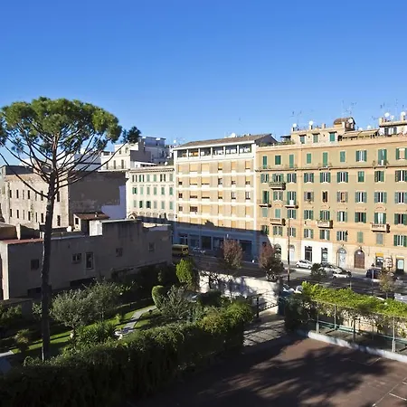 Casa Di Bine Holiday home Rome