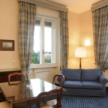 Aldrovandi Hotel 4*