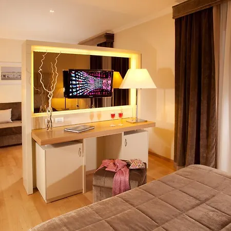Hotel Piccolo Borgo Roma