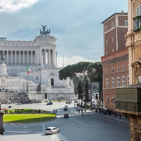 Amazing Piazza Venezia