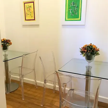 לינה וארוחת בוקר 900 Piazza Del Popolo