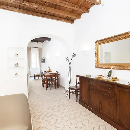 Apartment Tritone 91 *