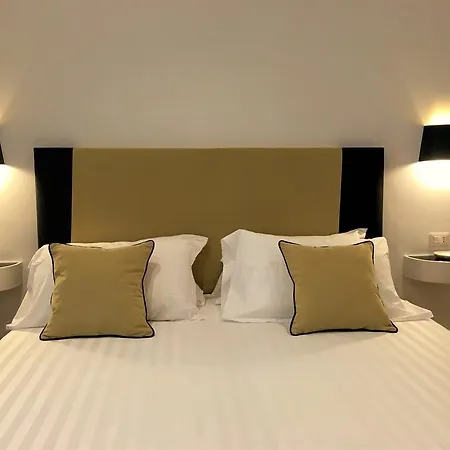 900 Piazza Del Popolo Bed & Breakfast Rome