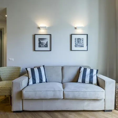 Eve Penthouse Colosseo *