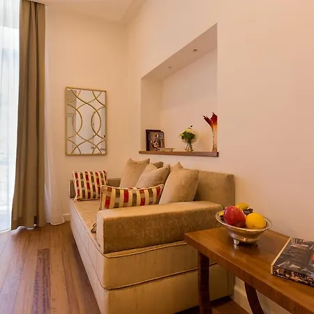 לינה וארוחת בוקר 900 Piazza Del Popolo 3*