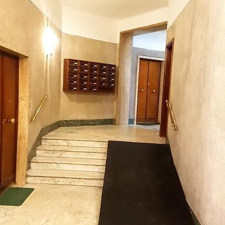 Domusaurea 1974 Bed & Breakfast *