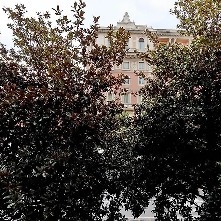 Relais At Via Veneto Rom