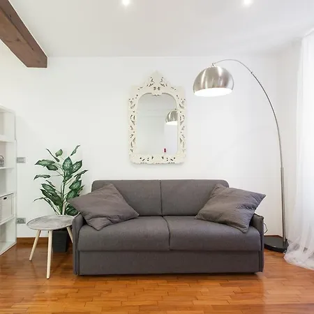 Urbana Lodge, Monti Apartamento