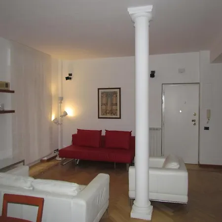Via Dei Savorelli 4 Appartamento *