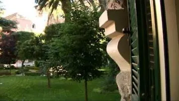 Cr137 - San Giovanni, Piazza Tuscolo *