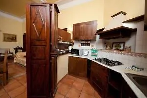 Cr137 - San Giovanni, Piazza Tuscolo