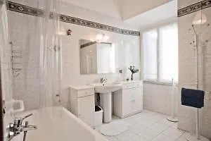 Vespasiano 4*