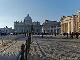 Via Della Giuliana 83 Hotel