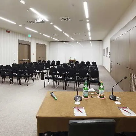 Nh Collection Vittorio Veneto Отель 4*