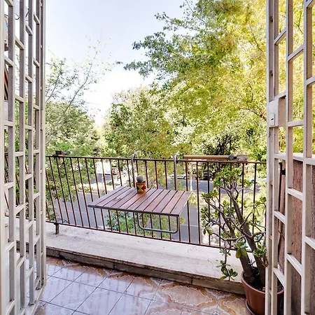 Viale Marconi Apartment *