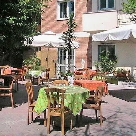 C-hotels Club House Hotel Rome