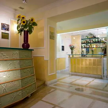 Hotell Borromeo 3*