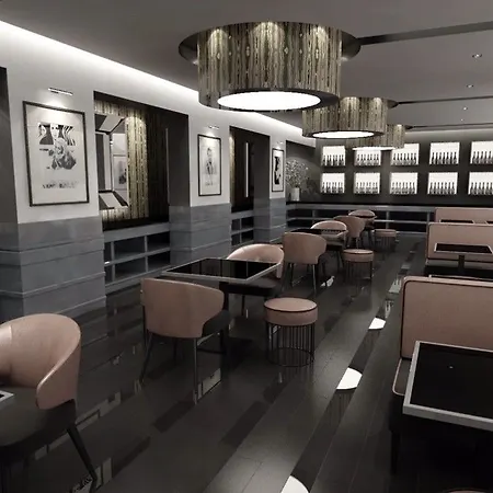 Hotel The Glam Rom