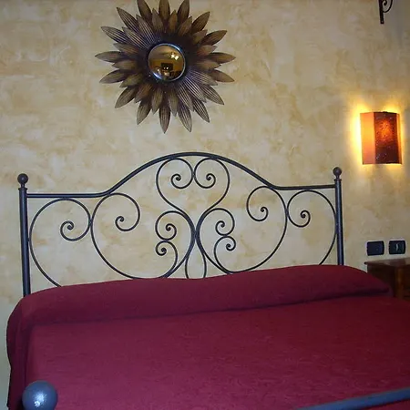 Konukevi Viennese Due 3*