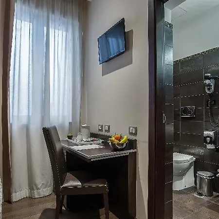 Catone District Hotel 3*
