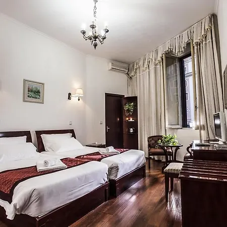 Portafortuna - Close To Colosseum Рим