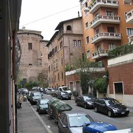 Colosseum B 3*