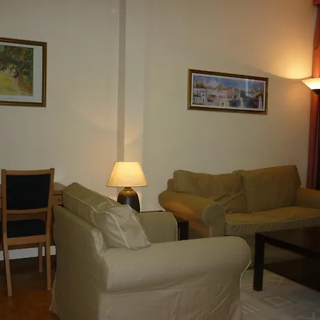 Aparthotel Eur Nir