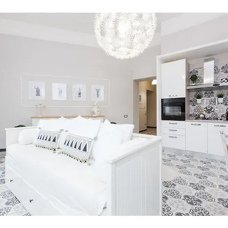 Trevi Fountain Deluxe - Your Italian Holidays Apartment