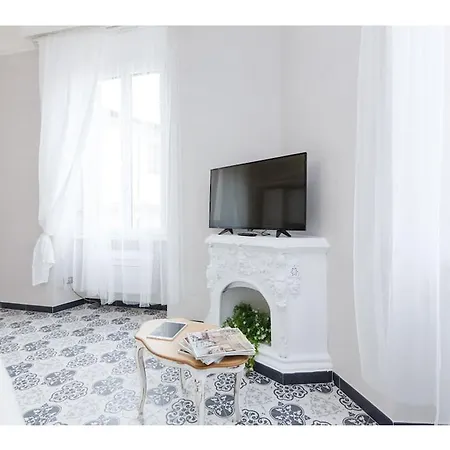 Trevi Fountain Deluxe - Your Italian Holidays