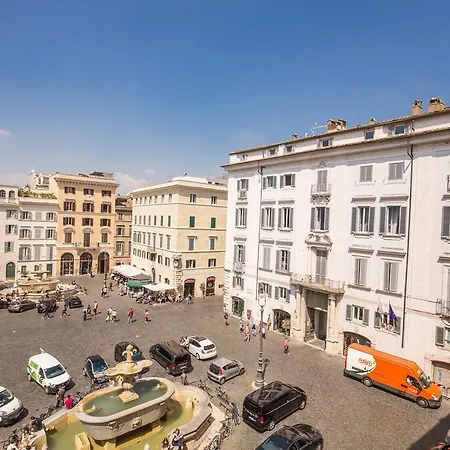 Piazza Farnese Exclusive View 2 Bedroom En