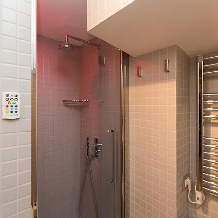 Forum Apartment *