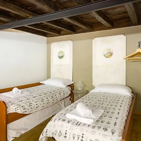 Trevispagna Charme Autonomous Apartment Rome