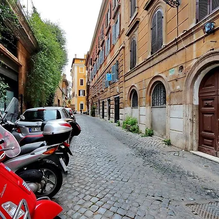 Apartment Penitenza Rome