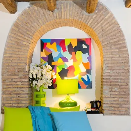 Bed & Breakfast Domus Spagna Capo Le Case 3*