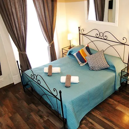 Luiza Vatican House Bed & Breakfast 2*
