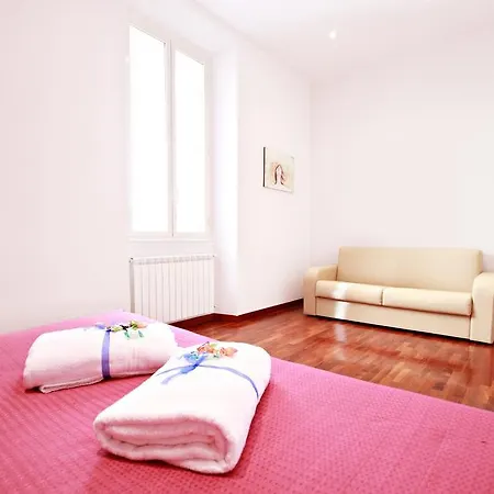 Aparts Apartment *