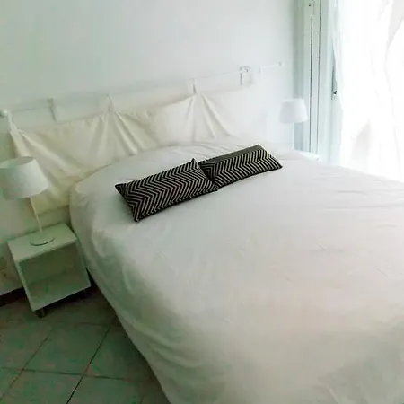 Flaneur Bed & Book Guest house Rome