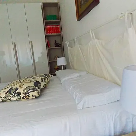 Guest house Flaneur Bed & Book