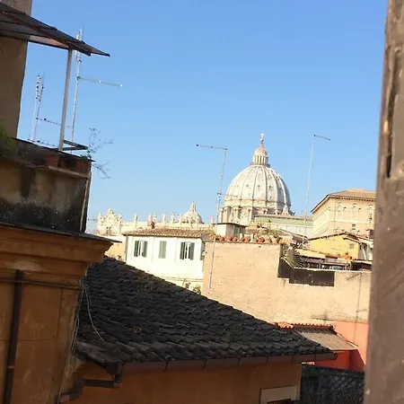 Justa Casa Borgo Vittorio * Rome