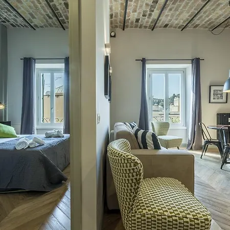 Eve Penthouse Colosseo Appartement