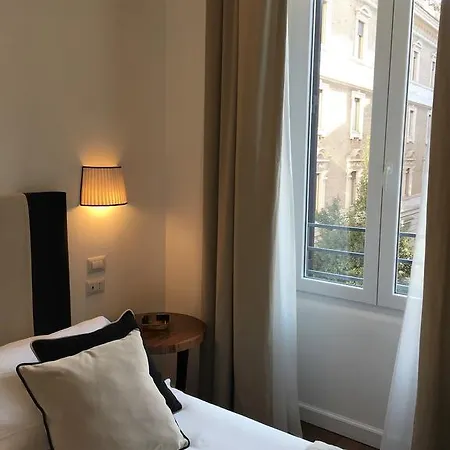 לינה וארוחת בוקר 900 Piazza Del Popolo רומא