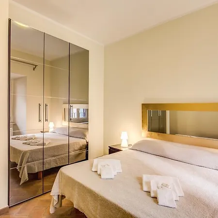 Apartment Appartamento Via Del Monte Della Farina Rome