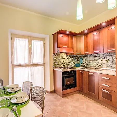 Apartment Appartamento Via Del Monte Della Farina *
